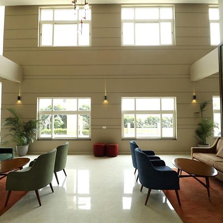 Studio Apartment By La Valentino Near Expo Mart Greater Noida Exterior photo